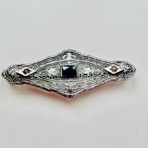 Filigree 22K Tested White Gold Art Deco Brooch